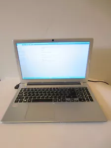 Acer Aspire V5-551-8648 15.6" AMD A8-4555M 1.6GHz Radeon HD 7600G HDMI (AS-IS) - Picture 1 of 11