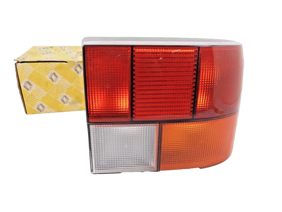 (301) 7701033776 Orig. RENAULT 19 Fanalino Posteriore Destro 7701033776 - Immagine 1 di 4