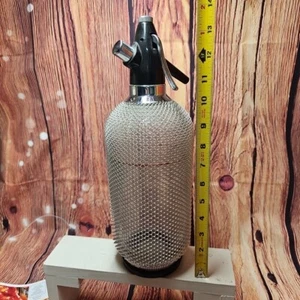 Vintage Handman Crystal Large 14" Syphon Seltzer Bottle Wire Chain Mesh Nice - Picture 1 of 8