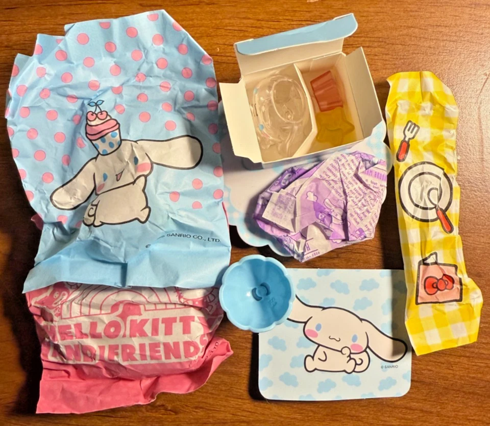 Miniverso MGA Make It Mini Hello Kitty & Friends Serie 2 - Velas Foto 1 de 1