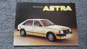 VAUXHALL ASTRA SALES BROCHURE 1981 1982 - Picture 1 of 3