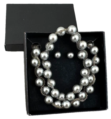 LOVELY  AVON KYRA TWIST PEARLESQUE GIFT SET GREY NECKLACE EARRINGS BRACELET NOS - Image 1 of 4