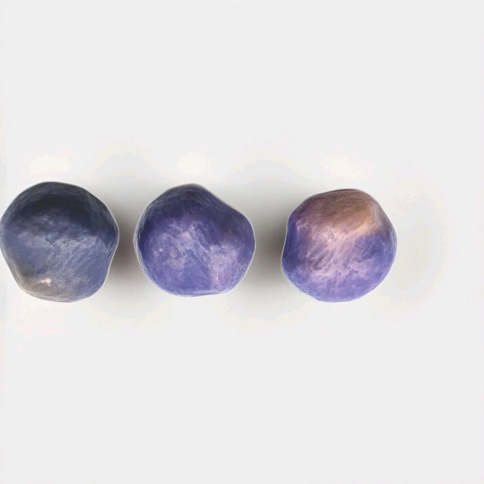 3 botones grandes de plástico funky moteado púrpura rosa asimétrico 1,25"  Foto 1 de 4