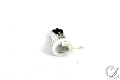 15-19 Yamaha R1 Fuel Pump Gas Oem 2CR-13907-01 - Image 1 of 4