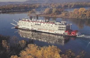 Mississippi Queen Paddlewheeler Postcard Damaged 6x9.5 - Picture 1 of 2