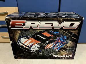 Traxxas E-Revo 2 1/10 6s + Akku - Bild 1 von 7