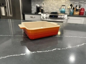 Le Creuset 14 Cm Square, Flame Casserole Baking Dishes, NEW Second Choix - Picture 1 of 3