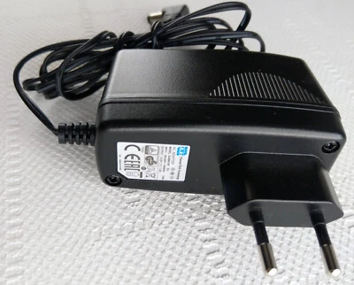 LG TA-22GR2 AC Adapter 5.2V 800mA Original Charger Power Supply Europlug - Bild 1 von 2