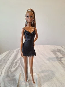MATTELS BARBIE DOLL COLLECTION!!RED CARPET SPOTLIGHT!!NRFB!!EXCELLENT... - Picture 1 of 4