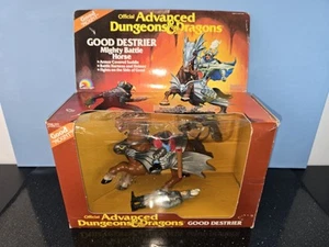 Advanced Dungeons & Dragons - Figurine LJN USA Good Destrier & Strong heart 1983 - Foto 1 di 23