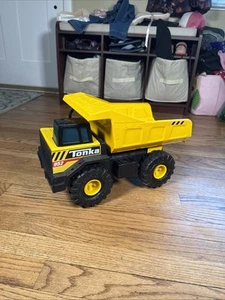 Vintage 1993 Tonka Mighty Diesel Yellow Dump Truck - Made in USA - Picture 1 of 10