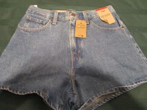 Levi's High Wasted Mom Shorts W28 blau Denim entspannt 3" Schrittlänge hoher Bund niedrig geschnitten - Bild 1 von 6