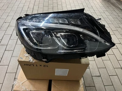 Orig.  Mercedes W205   C-Klasse LED  Scheinwerfer rechts  A2059063204 - Bild 1 von 4