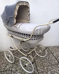 Nostalgie-Korb-Kinderwagen von Knorr, Oldtimer, Retro, Vintage, Weiß/Taubenblau - Bild 1 von 12