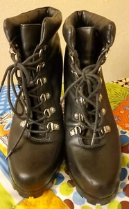 LRL Ralph Lauren Women sz 9 Chunky Lace Up Black Heeled Lace Up Ankle Boots - Picture 1 of 8