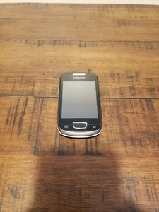 Samsung Galaxy Mini - Unlocked Smartphone - Picture 1 of 3