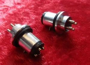 Ein Paar Tonarm/Tonarm/Tonarm Headshell Stecker SME Linn 4 Pin Connect - Bild 1 von 2