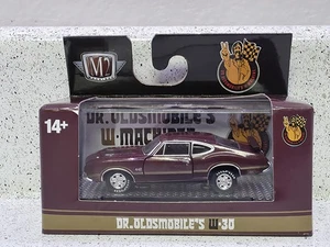 M2 Machines 1970 Oldsmobile Cutlass 442 1:64 Diecast R75 24-10 - Picture 1 of 2