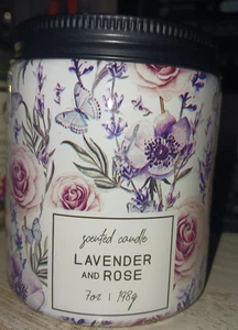 BATH & BODY WORKS 7 OZ LAVENDER AND ROSE SCENTED CANDLE - Picture 1 of 2