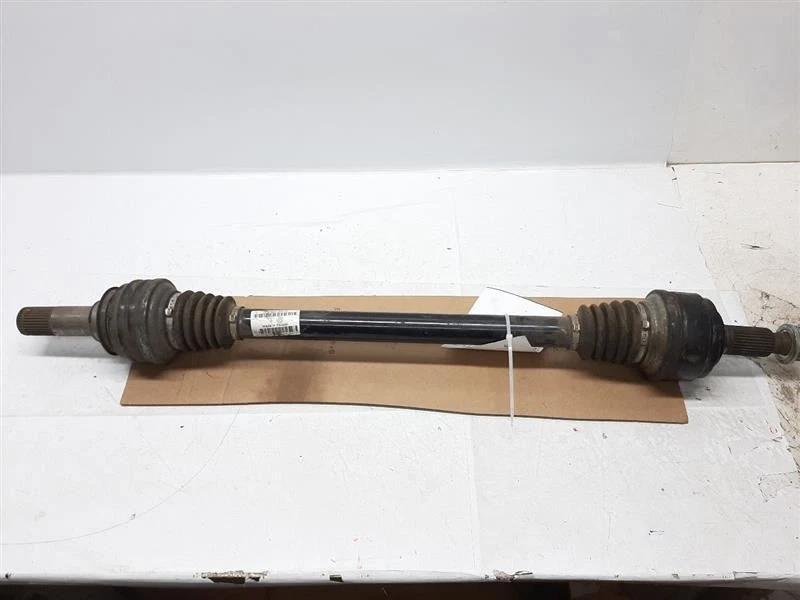 Porsche Cayenne 2016 3,6 L eje trasero izquierdo o derecho transmisión CV 95833202430 Foto 1 de 4