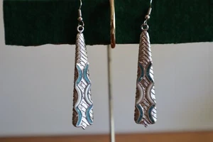 Vintage 1984 Silver Tone Faux Turquoise Drop Dangle Long Hook Earrings ~2.3" - Picture 1 of 10
