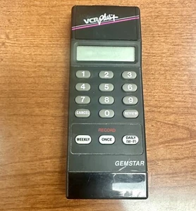 Mando a distancia vintage Gemstar VIP-8 VCR Plus - Imagen 1 de 3
