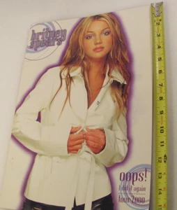 Brittney Spears Opps I did it Again Tour 2000 Concert Magazine Program Book - Picture 1 of 8