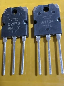 coppia 2SA1104 2SC2579 A1104 C2579 TRANSISTOR buona Qualità amplifier come foto - Picture 1 of 1