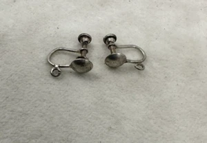 Sterling Silber .925 Schraubverschluss Ohrringe Fundstücke...fügen Sie Ihren eigenen Baumeln hinzu - Bild 1 von 4