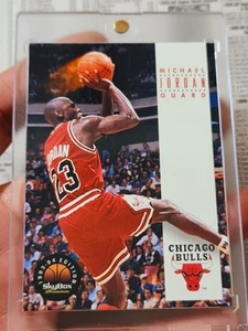 1993-94 Skybox Michael Jordan Iconic Basketball Trading Card #45 - Picture 1 of 2