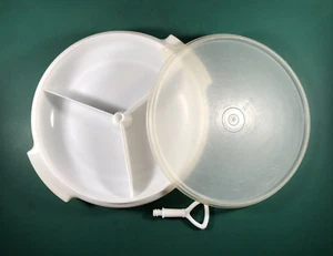 VTG Tupperware | Suzette 3-Sectioned Dish Tray, Lid & Handle | #608-2 | 1970s - Picture 1 of 7