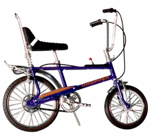 TOYWAY 1:12 1970'S RALEIGH CHOPPER MKII MK2 BIKE "THE HOT ONE" IN ULTRA VIOLET - Picture 1 of 1