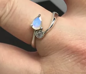 Rainbow Moonstone ring, UK R 1/2. Solid Sterling silver. Pear, faceted. - Picture 1 of 12