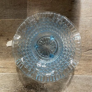 Vintage Blue Pressed Moulded 3 Footed Glass Bowl Dish - Picture 1 of 2