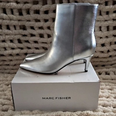Botín al tobillo Marc Fischer Glorry 3 punta puntiaguda tacón de aguja talla 8 nuevo plateado Foto 1 de 4