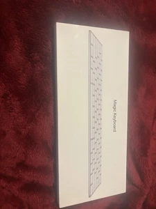 Apple Magic Keyboard - White (MLA22LL/A) - Picture 1 of 2
