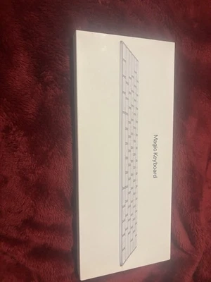 Apple Magic Keyboard - White (MLA22LL/A) - Image 1 of 2