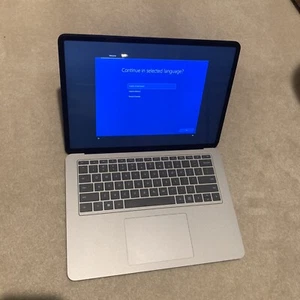 FOR PARTS: READ DESCRIPTION Surface Laptop Studio - 14.4" - Intel i7 32GB 1TB - Afbeelding 1 van 3