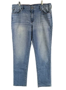 Eddie Bauer Jeans Size 14 Blue Boyfriend Slim Mid Rise Medium Wash Denim - Picture 1 of 12