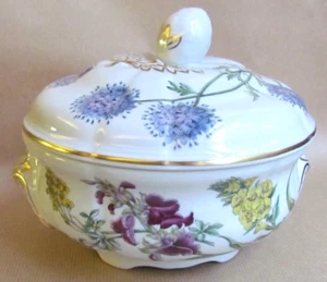 SPODE STAFFORD FLOWERS OVEN TO TABLE LIDDED CASSEROLE (11453) - Picture 1 of 5