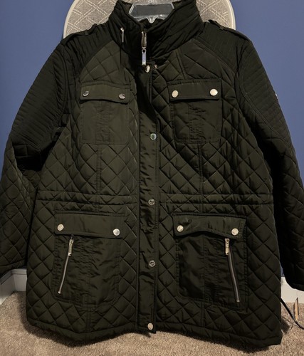 Cappotto trapuntato Michael Kors con cappuccio foderato muschio scuro accenti oro nuovo con etichette