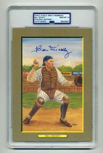 BILL DICKEY GEM MINT 10 PSA/DNA SIGNED PEREZ STEELE GREAT MOMENTS CARD KEY CARD - Picture 1 of 1