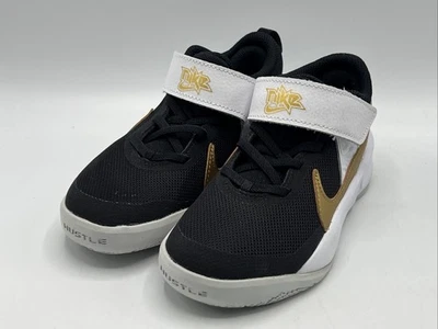 Nike Team Hustle D Boys Size 12 Black White Gold Basketball Sneakers New - Image 1 of 4