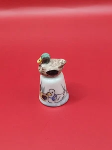 DE A COURDRE EN PORCELAINE VINTAGE COLLECTION LOGO CANARD A DECOR P. MAIN - Imagen 1 de 4