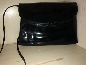 1960's Vintage "KORETTALAK" Black Patent Leather Purse With Red Lining Pretty - Picture 1 of 7