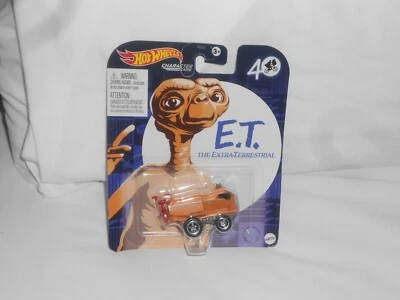 NEW, Hot Wheels E.T. THE EXTRA-TERRESTRIAL Character Car Collectible - Image 1 of 3