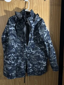 US Navy Working Parka Jacket Goretex Digital Camo Blue Medium Short Shell USN - Picture 1 of 5