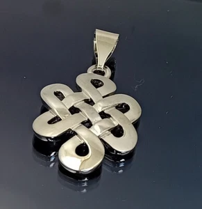 18K White Gold Filled Stunning Italian Knot 18ct GF Pendant 30mm - Picture 1 of 13