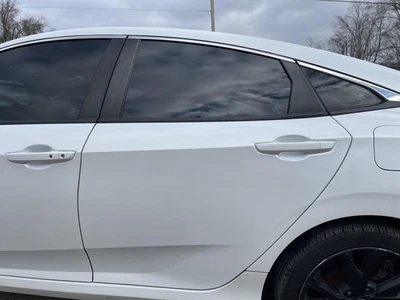 2016-2021 Honda Civic Left Driver Side Rear Door White Foto 1 de 4