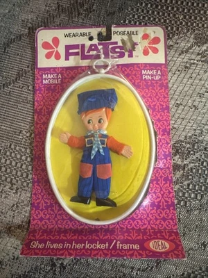 De colección. Muñeca medallón Flatsy nueva en caja Foto 1 de 4